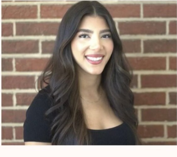 Cara, Hair Stylist at Sheree's Natural Cosmetics